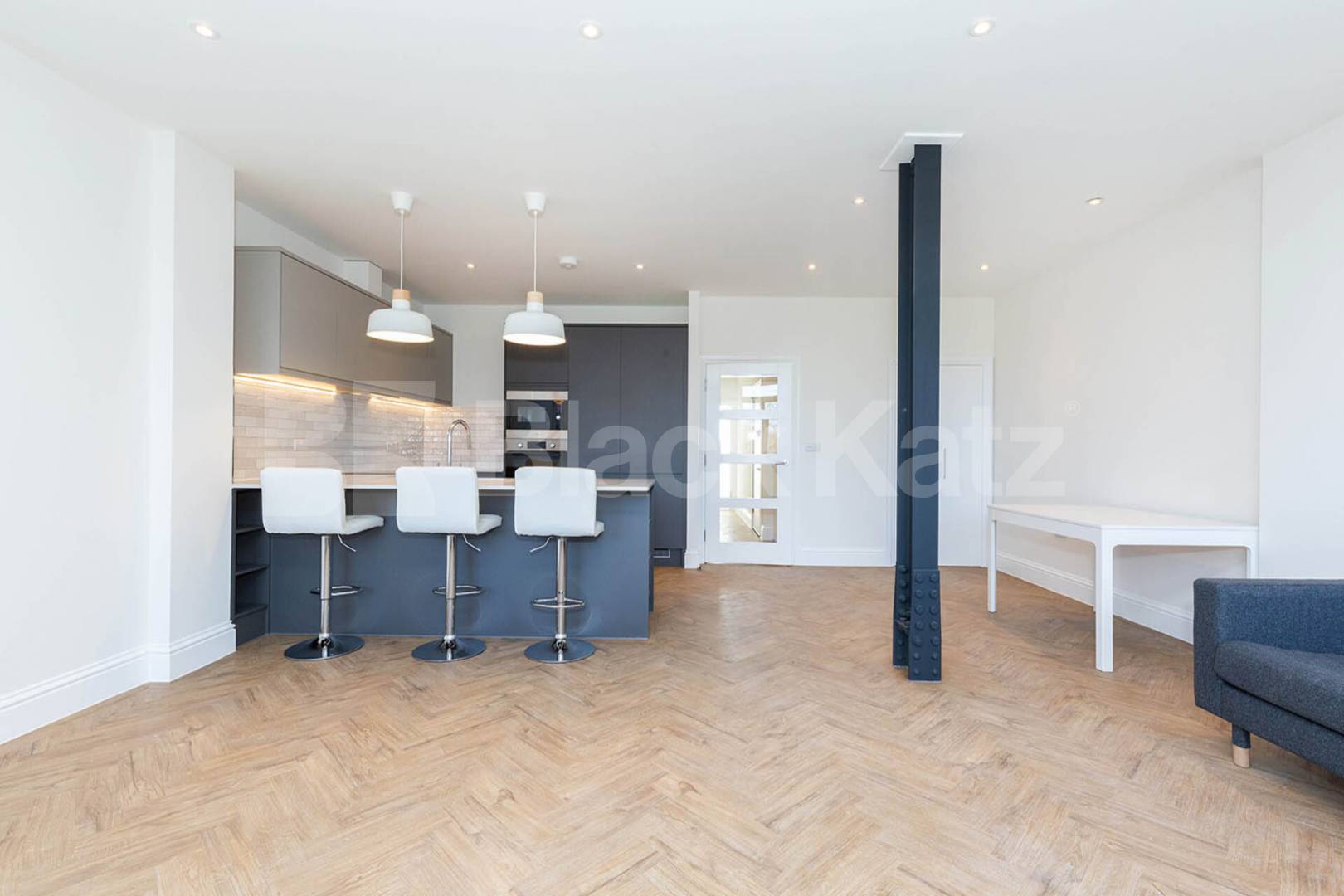 Stunning Modern One-Bedroom Apartment | Prime Finsbury Park Location Seven Sisters Road, Finsbury Park